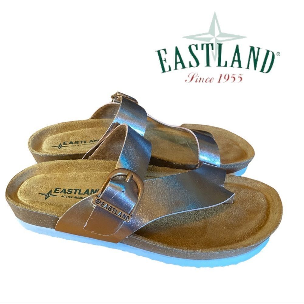 New in Box Eastland "Shauna" Rose Gold Women's Slide Thong Sandals 6